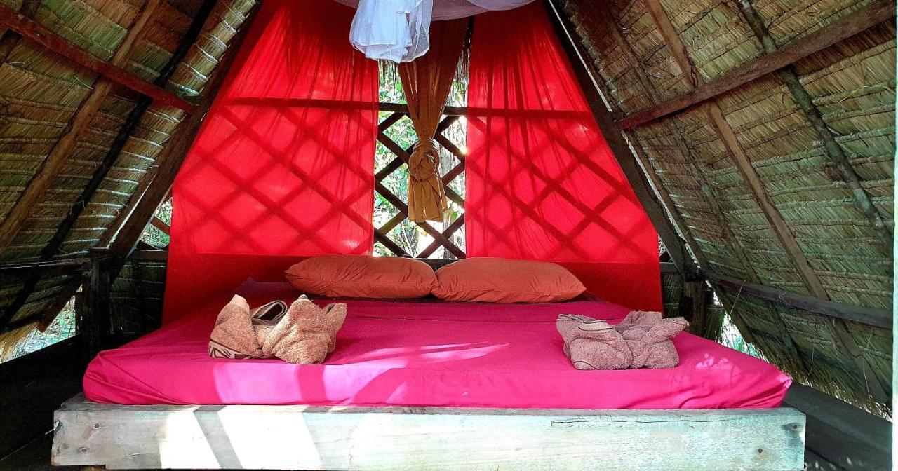 Hotel Crusoe Koh Takiev Island Koh Ta Kiev Exterior foto