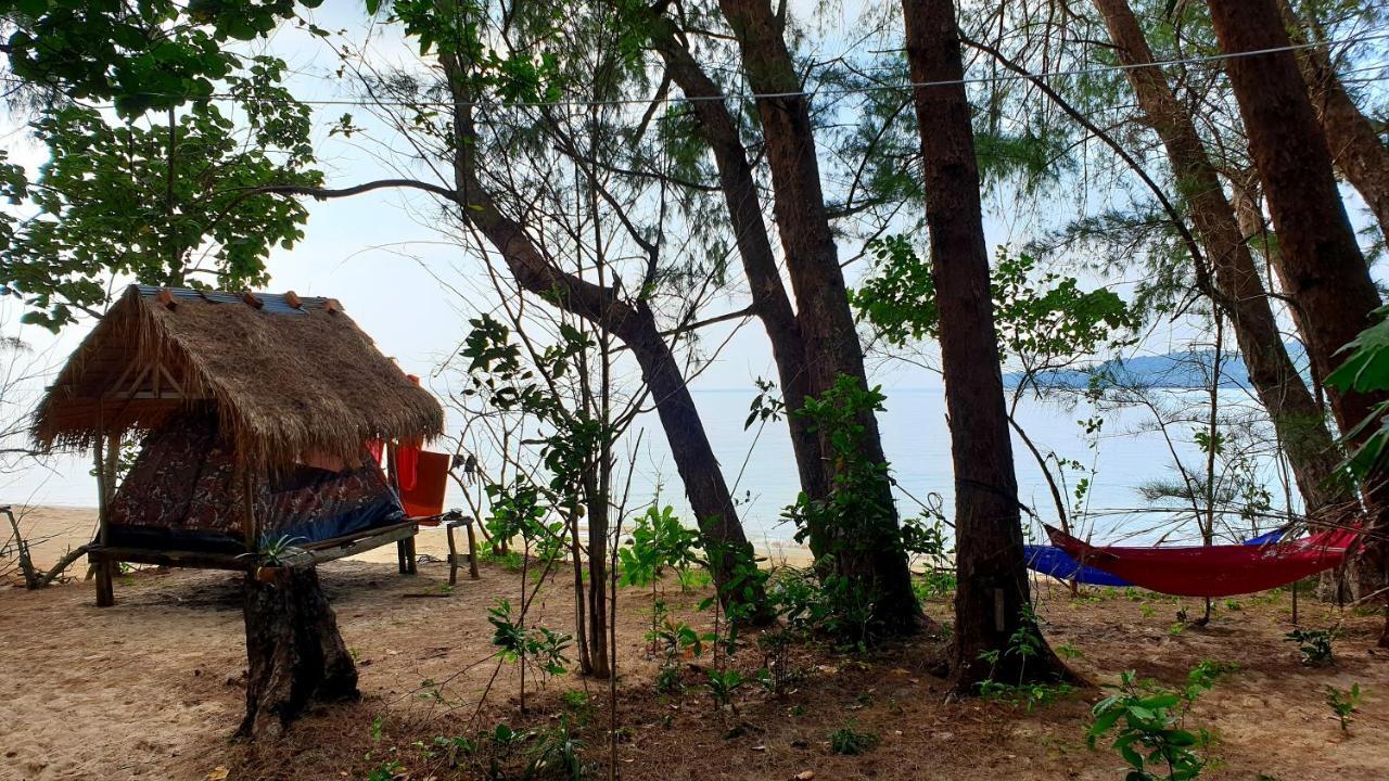Hotel Crusoe Koh Takiev Island Koh Ta Kiev Exterior foto